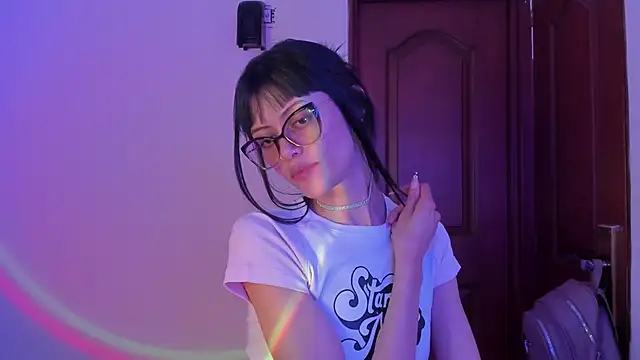  Jessy Moon  online show from December 11, 8:07 pm