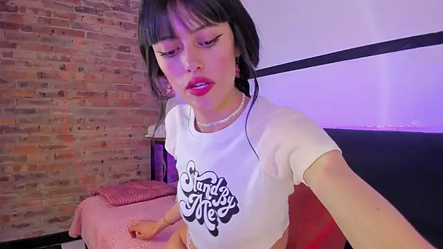 Jessy Moon  online show from January 23, 7:40 pm