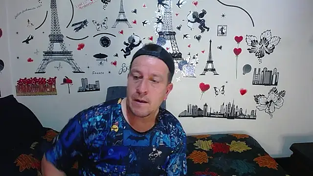 Snapshot of amaya_627 chatting on February 24, 3:04 am amaya 627 online show from February 24, 3:04 am