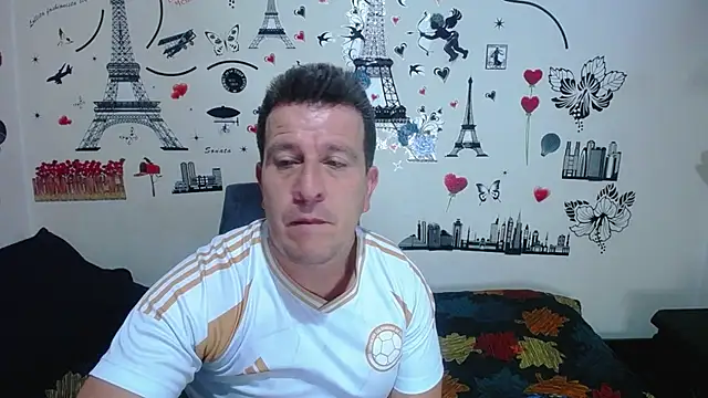 Snapshot of amaya_627 chatting on March 27, 2:28 am amaya 627 online show from March 27, 2:28 am
