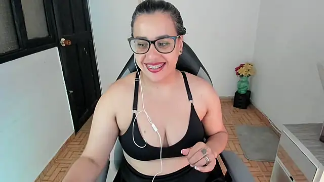 smile sweetpao online show from March 10, 6:38 am