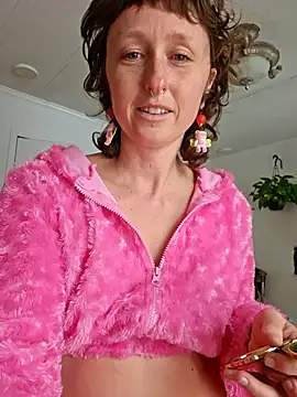 mossy kiss online show from January 31, 7:11 pm