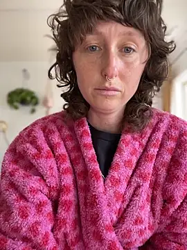 mossy kiss online show from March 17, 3:26 pm