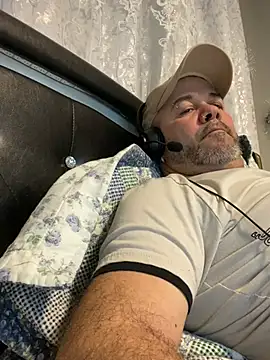 Cristian-Brayan online show from March 25, 10:27 pm