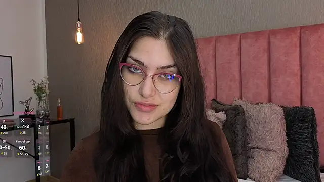 Snapshot of Alexa_Thaylor_ chatting on June 2, 4:42 pm Alexa Thaylor online show from June 2, 4:42 pm
