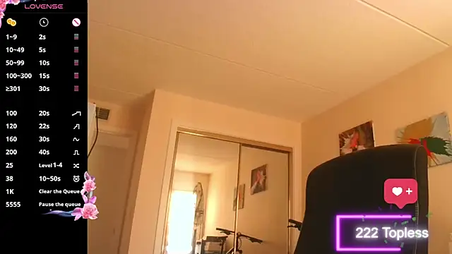 BlaBlaBla7016 online show from November 14, 3:33 pm