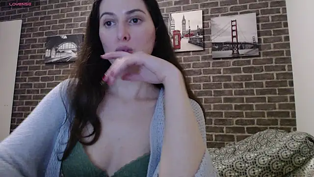  Hot Lady  online show from December 27, 10:59 pm