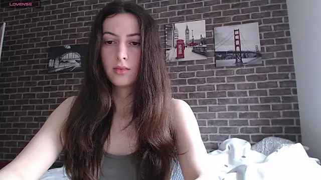  Hot Lady  online show from January 24, 2:30 pm