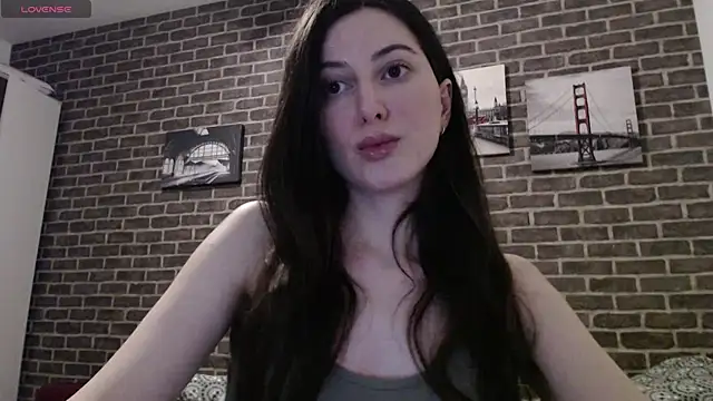  Hot Lady  online show from February 2, 7:35 pm