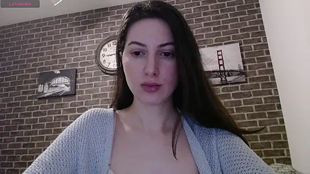  Hot Lady  online show from March 10, 10:45 pm