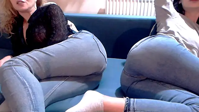 mesexylady34 online show from March 3, 11:46 pm