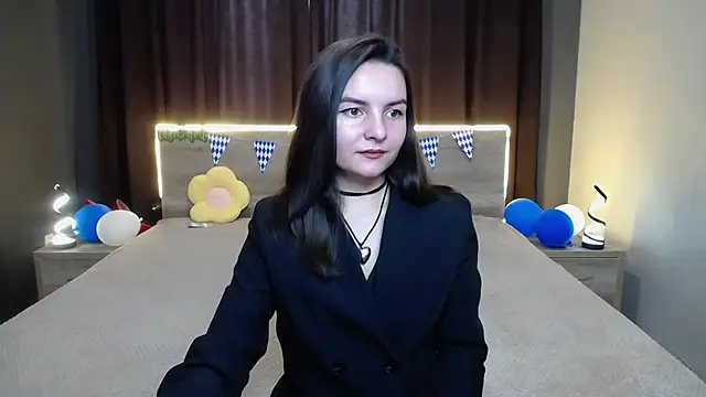 JasmineAsha online show from October 6, 7:17 am