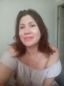 Snapshot of ROXOLANAA_SEXY chatting on March 9, 12:42 pm ROXOLANAA SEXY online show from March 9, 12:42 pm