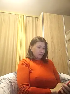 Snapshot of ROXOLANAA_SEXY chatting on March 26, 4:23 pm ROXOLANAA SEXY online show from March 26, 4:23 pm