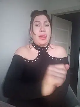 Snapshot of ROXOLANAA_SEXY chatting on March 29, 3:56 pm ROXOLANAA SEXY online show from March 29, 3:56 pm