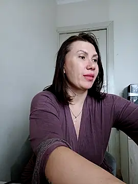 Snapshot of ROXOLANAA_SEXY chatting on April 27, 1:53 pm ROXOLANAA SEXY online show from April 27, 1:53 pm