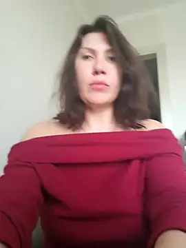 Snapshot of ROXOLANAA_SEXY chatting on May 4, 4:47 pm ROXOLANAA SEXY online show from May 4, 4:47 pm