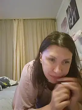 Snapshot of ROXOLANAA_SEXY chatting on May 30, 10:07 pm ROXOLANAA SEXY online show from May 30, 10:07 pm