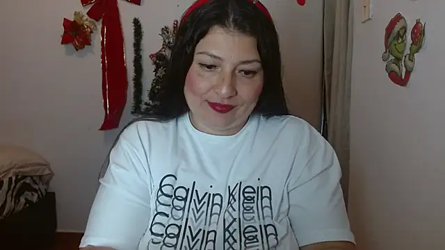 Snapshot of Victoriaevans1 chatting on December 16, 5:33 pm Victoriaevans1 online show from December 16, 5:33 pm