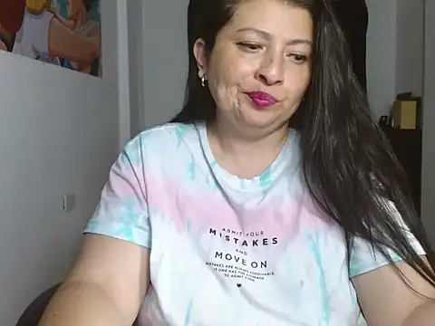 Victoriaevans1 online show from June 4, 6:03 pm