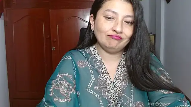 Victoriaevans1 online show from July 18, 6:23 pm