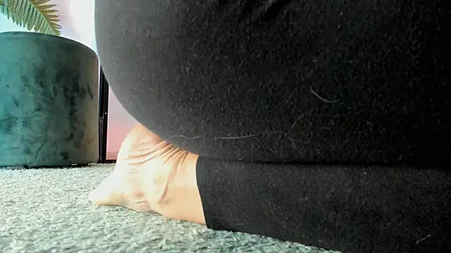 RebeccaMartinez online show from December 15, 12:06 pm