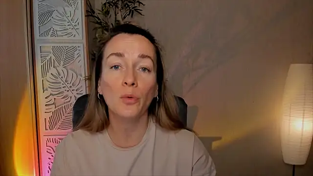 RebeccaMartinez online show from February 21, 6:36 am