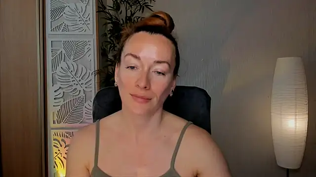 RebeccaMartinez online show from May 11, 5:46 am