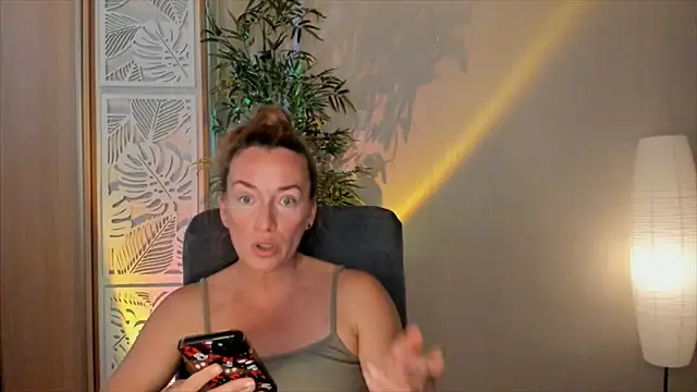 RebeccaMartinez online show from July 14, 12:00 pm