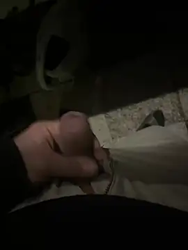 Snapshot of mattexhibe chatting on March 13, 7:17 pm mattexhibe online show from March 13, 7:17 pm