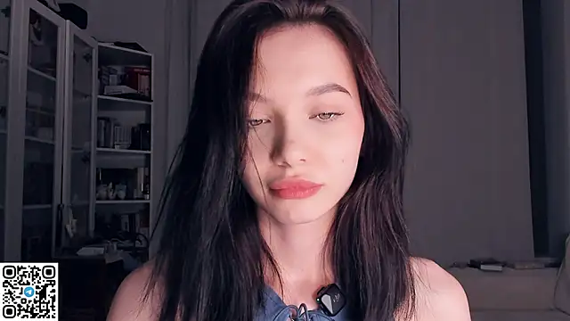 Snapshot of Riskyproject chatting on April 3, 7:34 pm Riskyproject online show from April 3, 7:34 pm