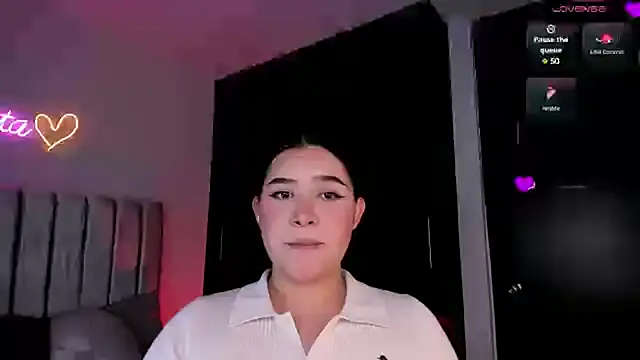 daniela hornny online show from January 17, 3:34 am