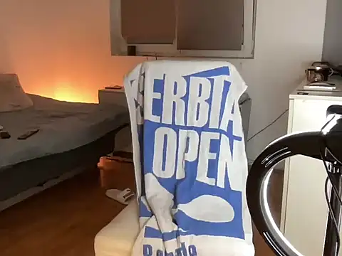 alejandrobgxh online show from October 21, 4:19 pm