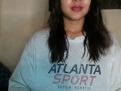  smiling4u  online show from June 9, 2:06 pm