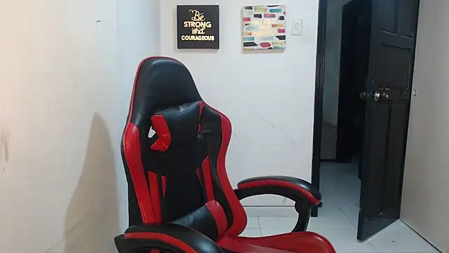 Liamiler01  online show from October 30, 12:56 am