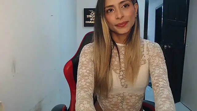 Liamiler01  online show from October 30, 1:01 pm