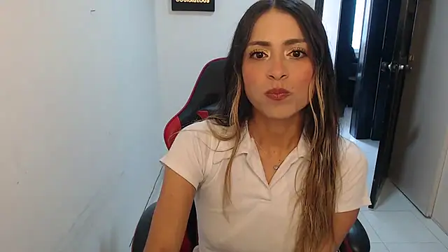 Liamiler01  online show from November 28, 2:53 pm