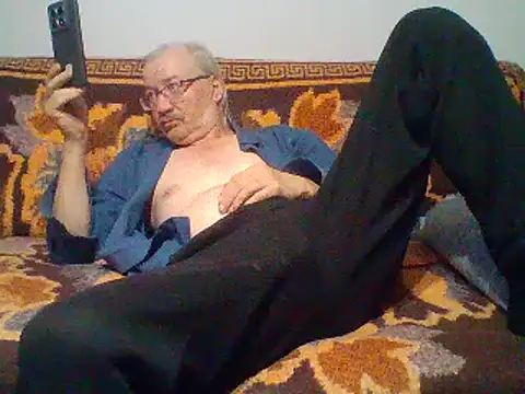 cumloverboyxx69 online show from January 30, 4:55 pm