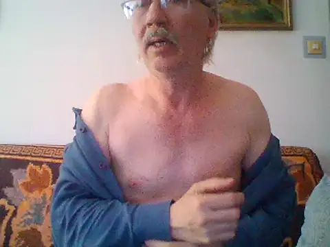 cumloverboyxx69 online show from February 19, 1:17 pm