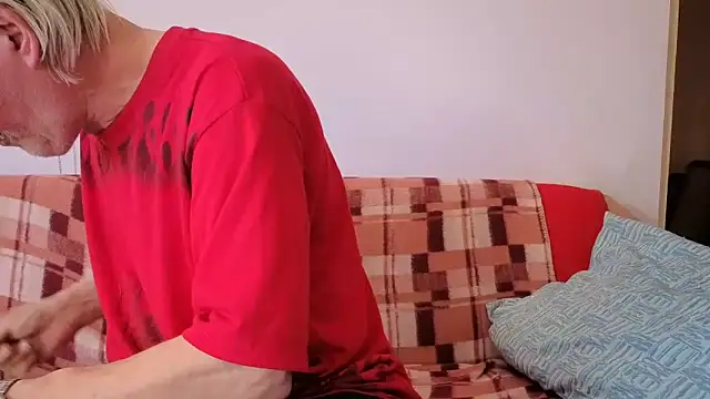 cumloverboyxx69 online show from November 5, 1:33 pm