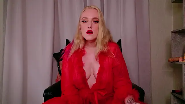 Frau  Lilith online show from March 28, 7:13 pm