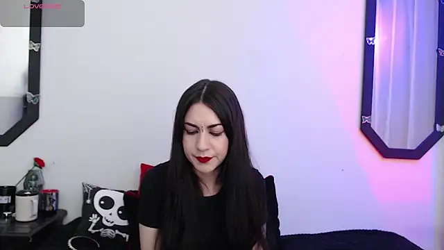 Amy Aloqua online show from October 1, 4:02 pm