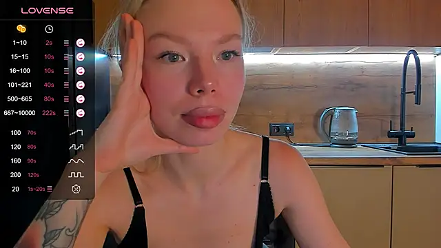 Olivia Bells online show from May 21, 9:44 pm