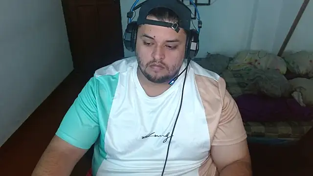 Snapshot of altairstudiosvip_ chatting on December 21, 12:27 pm altairstudiosvip online show from December 21, 12:27 pm