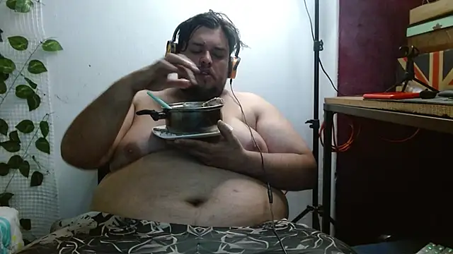 Snapshot of altairstudiosvip_ chatting on February 1, 7:13 pm altairstudiosvip online show from February 1, 7:13 pm