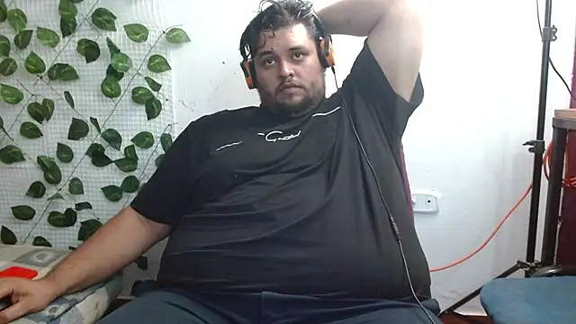 Snapshot of altairstudiosvip_ chatting on February 6, 10:10 pm altairstudiosvip online show from February 6, 10:10 pm