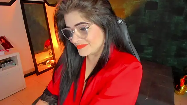 BellaFlaming online show from January 12, 12:12 pm