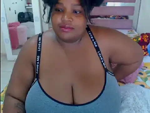 chocolatehot04 online show from December 5, 9:17 pm