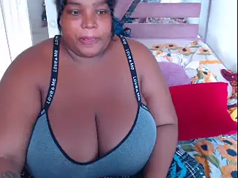 chocolatehot04 online show from February 14, 7:44 pm