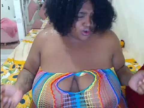 chocolatehot04 online show from March 14, 11:22 pm